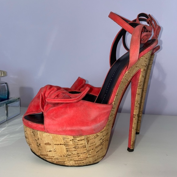 Giuseppe pink heel - Picture 1 of 5